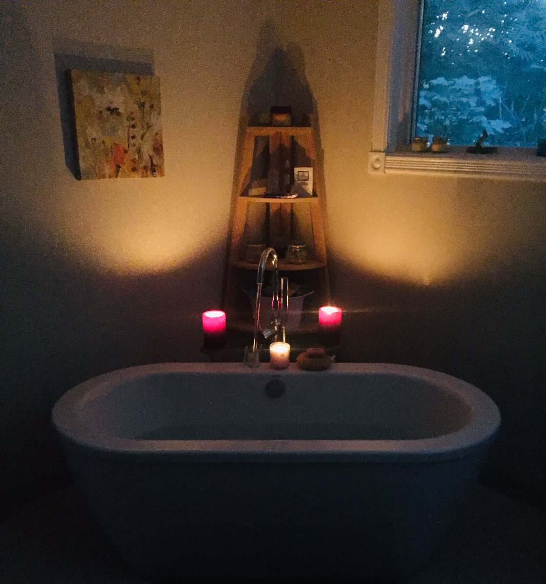 pink_jillian's tweet image. Self Care Sunday! @SOAPSTONESSOAP @FreshBeauty #sheaterra #diy #bathmilk #lipscrub #bodyoil #soap