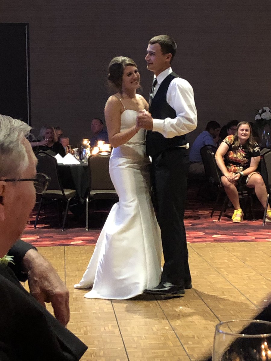 wessj's tweet photo. We had a great weekend celebrating the wedding of @JoleeWessling and Austin Saddoris. Had some great snackatizers thanks to @IowaPork ! #iowagirl #RealPigFarming #weddingfood https://t.co/frhAYONSCa