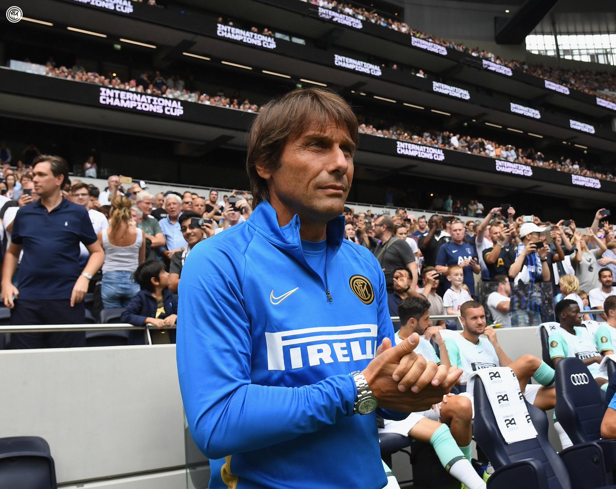 Inter_id's tweet photo. 📸 | GALERI FOTO

🥰⚫️🔵 Berbagai foto yang tampilkan perjuangan Nerazzurri pada laga #TottenhamInter di London 👉 https://t.co/LIXieU9MyI 

#ICC2019 #InterOnTour #ForzaInter https://t.co/NpEjzmpoyc