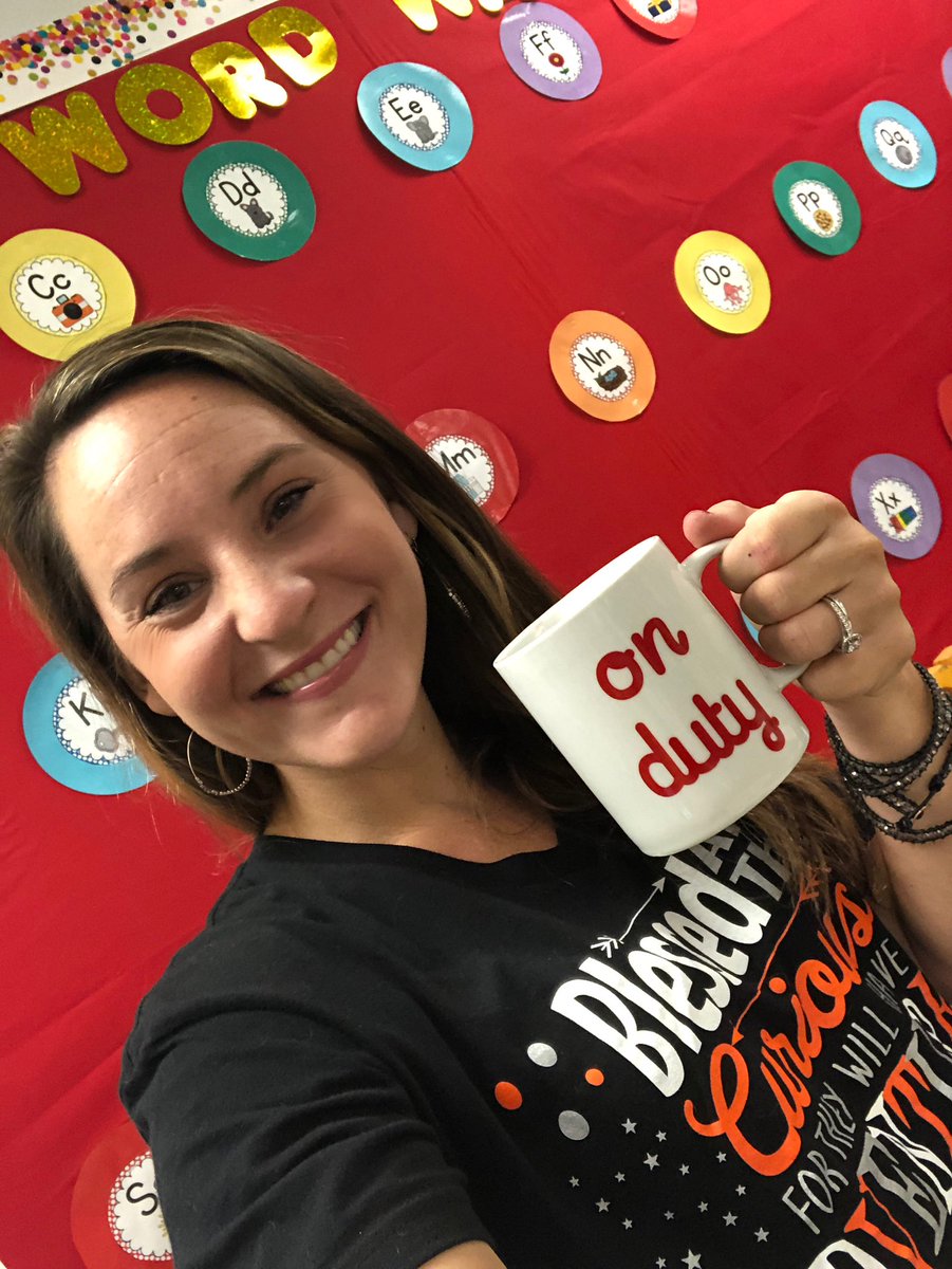 GormanKinder's tweet photo. @randytravis I teach kindergarten in Pilot Point and love what I do! Can you help me with classroom supplies from my Amazon wishlist?! #clearthelists https://t.co/ngJSYpZaoL https://t.co/jCMedDRgBA