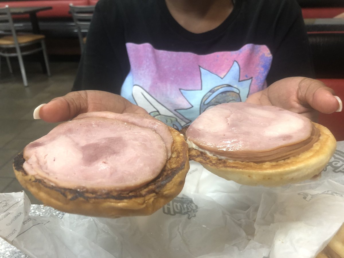 WTH <a href="/Hardees/">Hardee’s</a>??? 😆 #number11 #bighothamandcheese #lawdhelpus