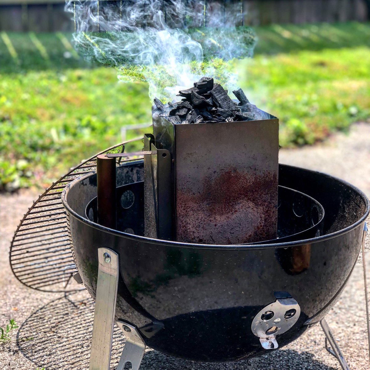 TheButcherDoug's tweet photo. @FoodDayCanada Weekend Rib Smoking! A great way to spend an afternoon. https://t.co/Ng4fW789S7