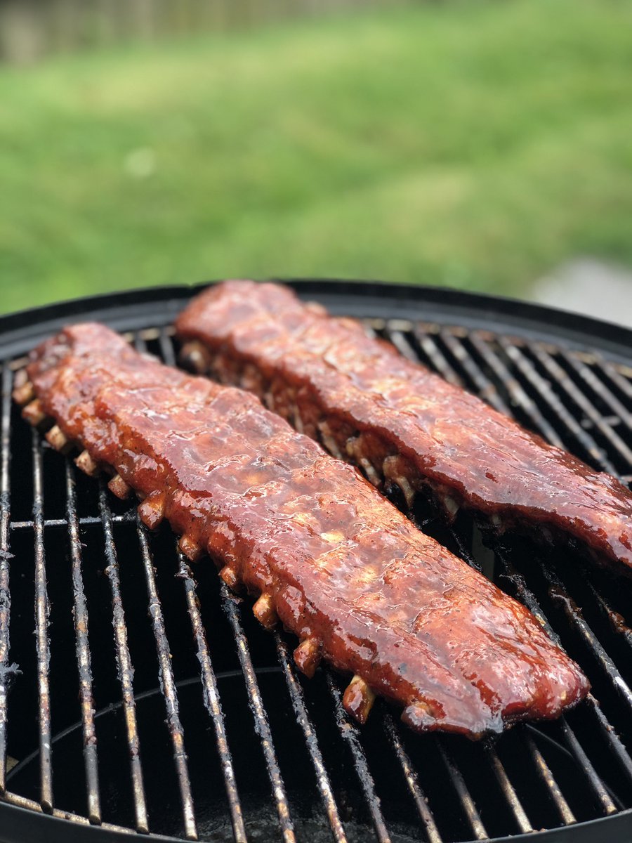 TheButcherDoug's tweet photo. @FoodDayCanada Weekend Rib Smoking! A great way to spend an afternoon. https://t.co/Ng4fW789S7