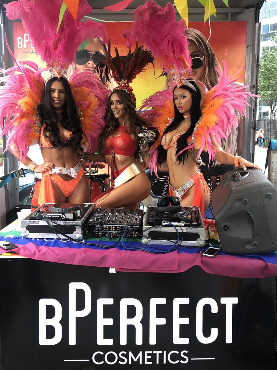 fireangelsuk's tweet photo. FIRE ANGELS X @bperfectcosm  #BelfastPride #pride2019 https://t.co/jTdZlZIU8Y