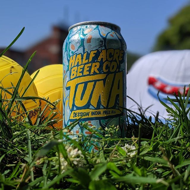 ChicagoBeerPass's tweet photo. Chicago Summer with @halfacrebeer Tuna and @spikeball
.
.
#craftbeerlife #drinklocal #ipa #session #beer #craftbeer #beerlover #untappd #spikeball #beerphotography #drinklocalbeer #chicagobeerpass #chicago #beeradventures #beerogram #beer30 #beeroclock … https://t.co/ZmsHV31fnT https://t.co/hh7mdok9mi