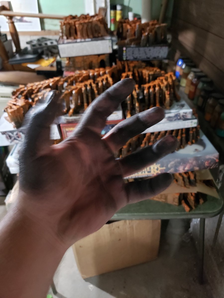 StrengthHammer_'s tweet photo. And done. Only drybrush work left to go! #Nova19 https://t.co/UU06SkLNpb