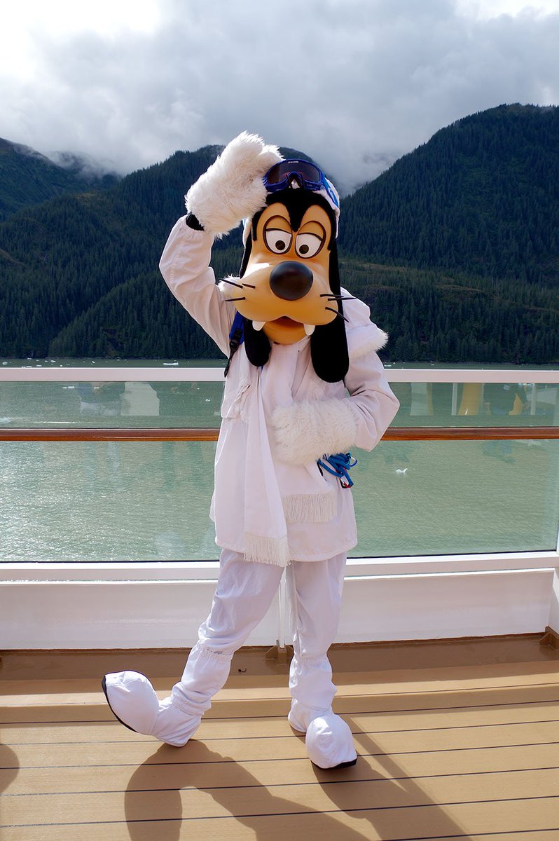 Uzivatel ヒロ Na Twitteru アラスカクルーズ3日目 エンディコットアームのドーズ氷河に向かう中 キャラクターとグリーティングです 続いてグーフィーさんにいご挨拶 山岳救助隊かな ザイルを装備してなかなか本格的ですね かっこいい 山に登りたいようで