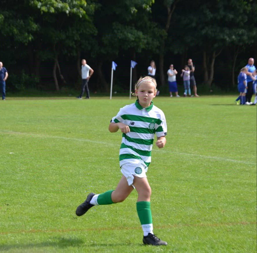 cdunn1984's tweet photo. Fantastic day at the @TheEdinburghCup with @CelticFCWomen u11s. Fantastic team to watch and undefeated in their 5 games 🍀#topclasscoaches #topclassgirls https://t.co/TycEaC9Bmk