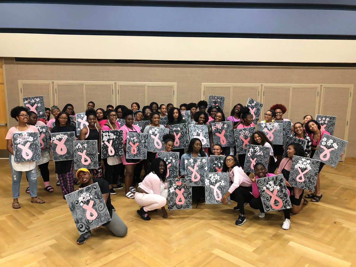 NCNW_UNCC's tweet photo. Happy National Sisters Day to all of our N-Sisters across the country! #sisters 💜💜💜 https://t.co/QQ7HppMsQf