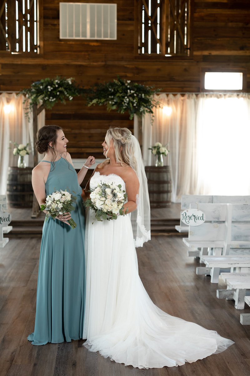 WollinMs's tweet photo. #MisforMaidofHonor my childhood best friend got married and I had the best time standing beside her! #ParksideABCchallenge https://t.co/m1iLr9bULz