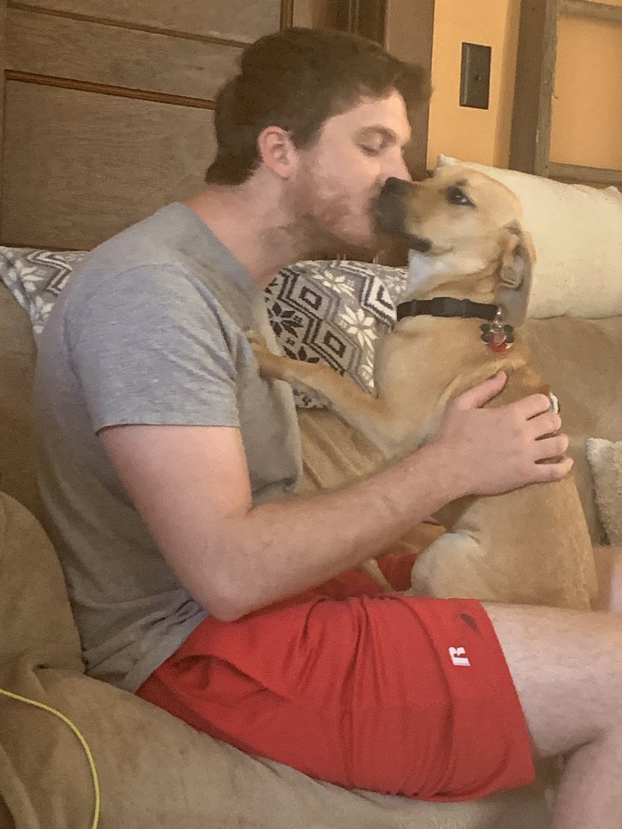 WollinMs's tweet photo. #KisforKisses kisses are best with whiskers 🐾  #ParksideABCchallenge https://t.co/RPHYuisC47