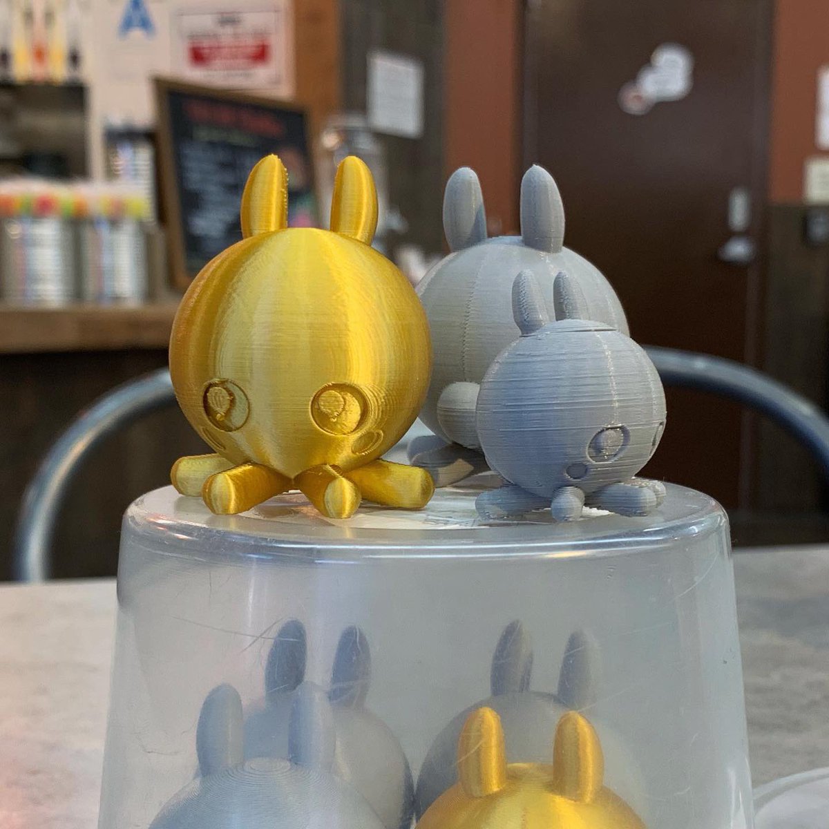 hank117's tweet photo. Down for the count second time in two weeks, but got an awesome delivery in the mail thanks to my renaissance man artist buddy @cednocon honing his new skills with his new toy. 
#art #model #3dprinting #3d #toy #toydesign #rokusagi #rokuu #bunny #wheresthebow @ABritoArt https://t.co/8UvOog821W
