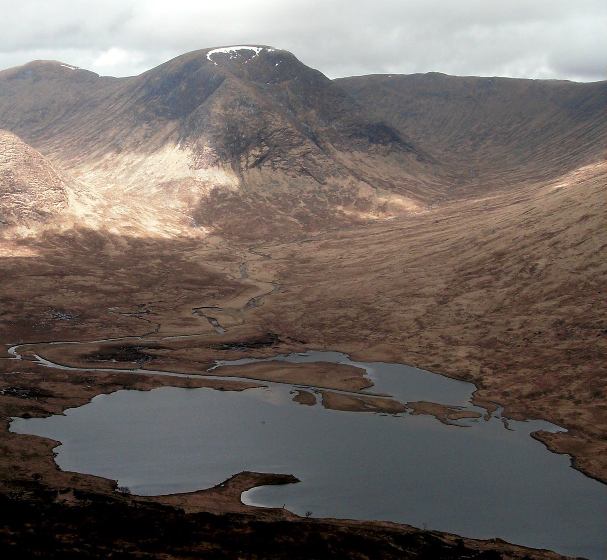 tourscotland's tweet photo. Tour #Scotland travel Blog of #Loch #Dochard on ancestry visit to the #Central #Scottish #Highlands The loch was surveyed on 18 May 1903 by #Sir #John #Murray. Great place to walk or hike https://t.co/J8bTyAvXZx https://t.co/pFfmRDYb3j