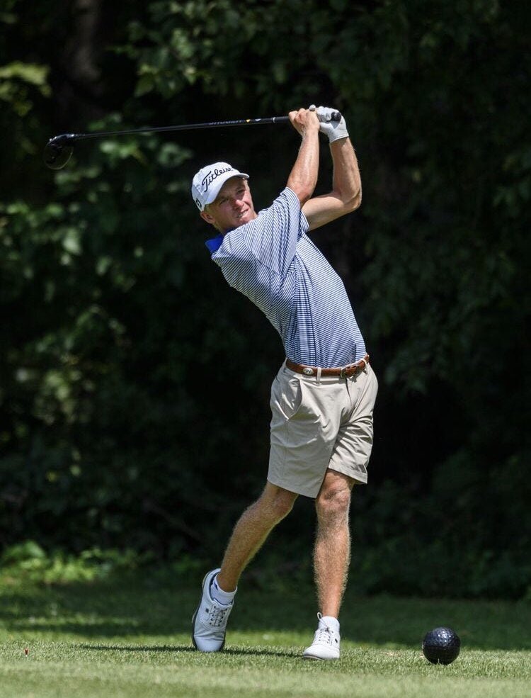 He has been close to winning in the past. But Adam Bratton is now the man to beat in the Evansville Men’s City Tournament after a splendid opening weekend.
courierpress.com/story/sports/h…