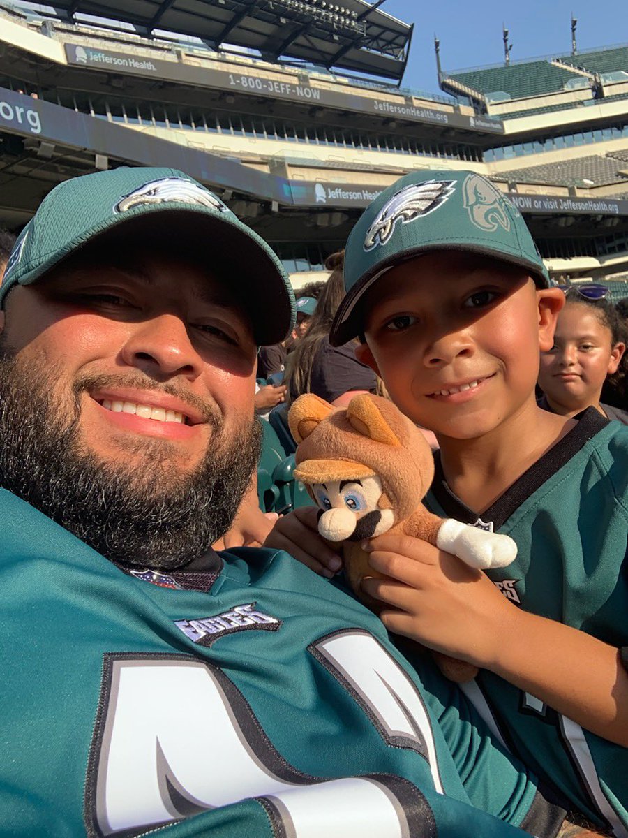 #EaglesCamp <a href="/Eagles/">Philadelphia Eagles</a> #barrientosfamily