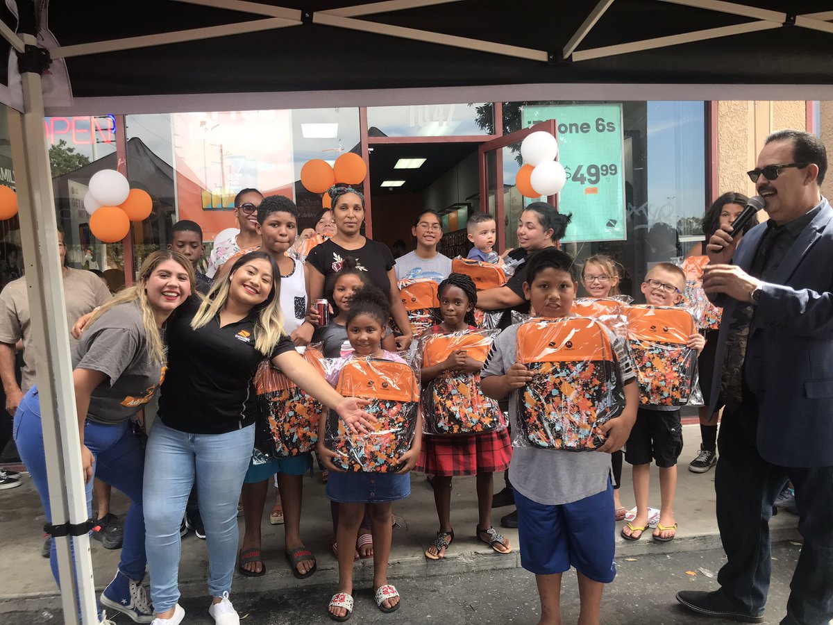Back to School Boost Mobile BackPack Winners! 🎒 #2020mobile <a href="/Mel_Marceco/">📲💎Melissa- Marceco 💎📲</a> @SPG_Claudia <a href="/Alicia_SPG/">Alicia Gonzalez</a> <a href="/2020MobileInc/">20|20 Mobile, Inc.</a>