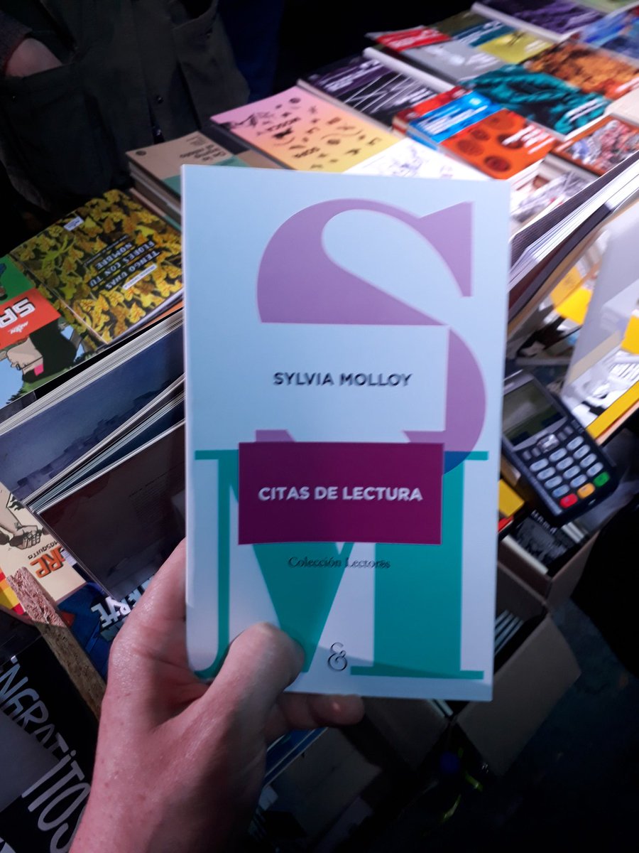 genghis85's tweet photo. Les editores compramos libros en la @FEditores también Vol. III (@Ampersand_ed) #fed19 https://t.co/GzU3oA9baQ