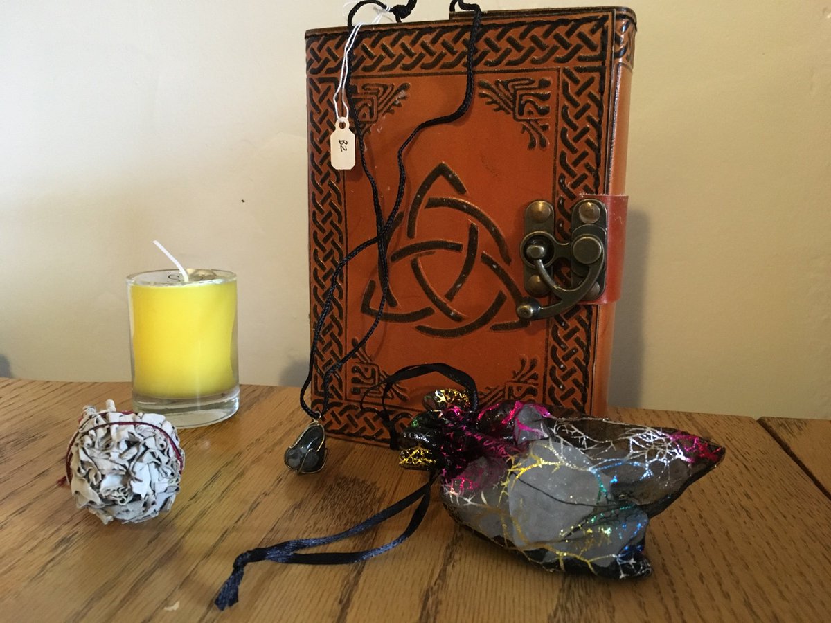 HarmonyTribe's tweet photo. Thank you @MagusBooks for such a generous donation to support the #sacredharvestfestival2019 youth program! These goodies will go to great use as rewards for community service at Fest! 
 #twincities #pagan #community #magick #magusbooks #gratitude #leadership #service #paganicon https://t.co/INflTD093m