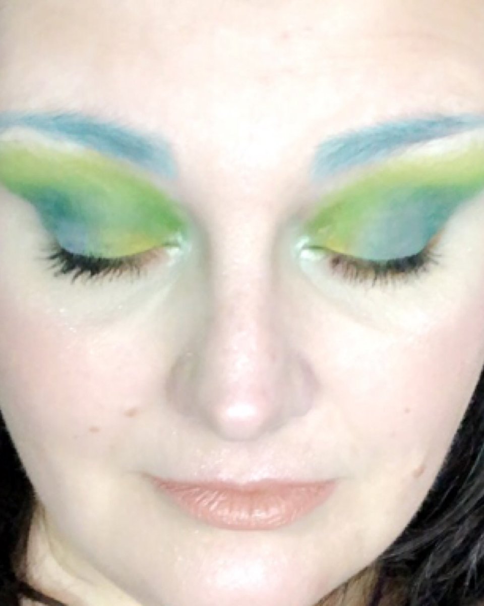 velmakelly13's tweet photo. Loving the new #Slush2Palette from #SeptemberRose, stunningly bright, all matte palette which lasted all night without fading. Code BOMBER (affiliated) saves you 10% and thereโs a bundle option avail with the original Slush. Brew, the non boring neutral palette, is also in stock! https://t.co/X0OtoZu2XK
