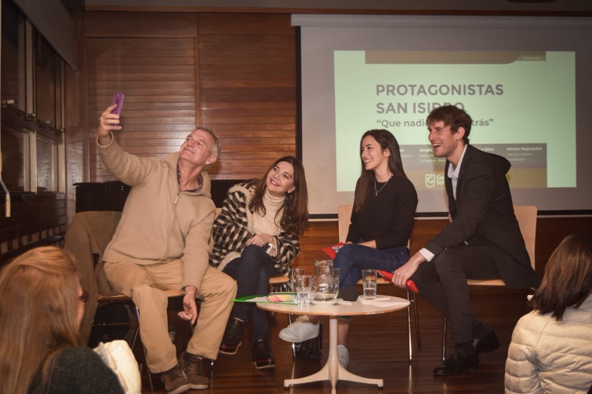 HCDSanIsidro's tweet photo. #CulturaHCD | “Que Nadie quede Afuera”
👉🏻 Así transcurrió un nuevo encuentro del ciclo #ProtagonistasSi en @goetheschuleba 🙃
Ralf Niedenthal de Todos Hacemos Música, Verónica Silva de @ApprendookArg y Miriam Nujimovich, fundadora de Handy Inclusiva hablaron de sus proyectos. https://t.co/BC977u7Mcs