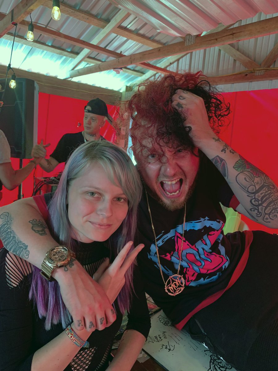 Raising_Cain_tw's tweet photo. Words cannot describe how absolutely amazing it was meeting this amazing man! Made my first GOTJ just unbelievable. I am so over the moon that he loved my custom shirt ❤️ Love you @younglyte810 and hope i get to meet you again #RUSSHH #GOTJ #GOTJ2019 #famforlife #family https://t.co/MVoofJX6jR