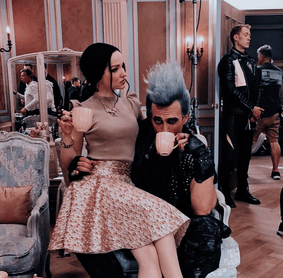 SardonicDaemon's tweet photo. ⠀
    ⠀
    𝐒𝐡𝐞'𝐬 𝐠𝐨𝐭 𝐞𝐲𝐞𝐬 𝐨𝐟 𝐭𝐡𝐞 𝐛𝐥𝐮𝐞𝐬𝐭 𝐬𝐤𝐢𝐞𝐬
⠀ 𝐀𝐬 𝐢𝐟 𝐭𝐡𝐞𝐲 𝐭𝐡𝐨𝐮𝐠𝐡𝐭 𝐨𝐟 𝐫𝐚𝐢𝐧.
    𝐈 𝐡𝐚𝐭𝐞 𝐭𝐨 𝐥𝐨𝐨𝐤 𝐢𝐧𝐭𝐨 𝐭𝐡𝐨𝐬𝐞 𝐞𝐲𝐞𝐬
   𝐀𝐧𝐝 𝐬𝐞𝐞 𝐚𝐧 𝐨𝐮𝐧𝐜𝐞 𝐨𝐟 𝐩𝐚𝐢𝐧.
⠀
    ⠀⠀ ⠀⠀    ⠀⠀ ཾ𑁍  ྀ ུ
 ⠀ https://t.co/FFpEMGcFGt