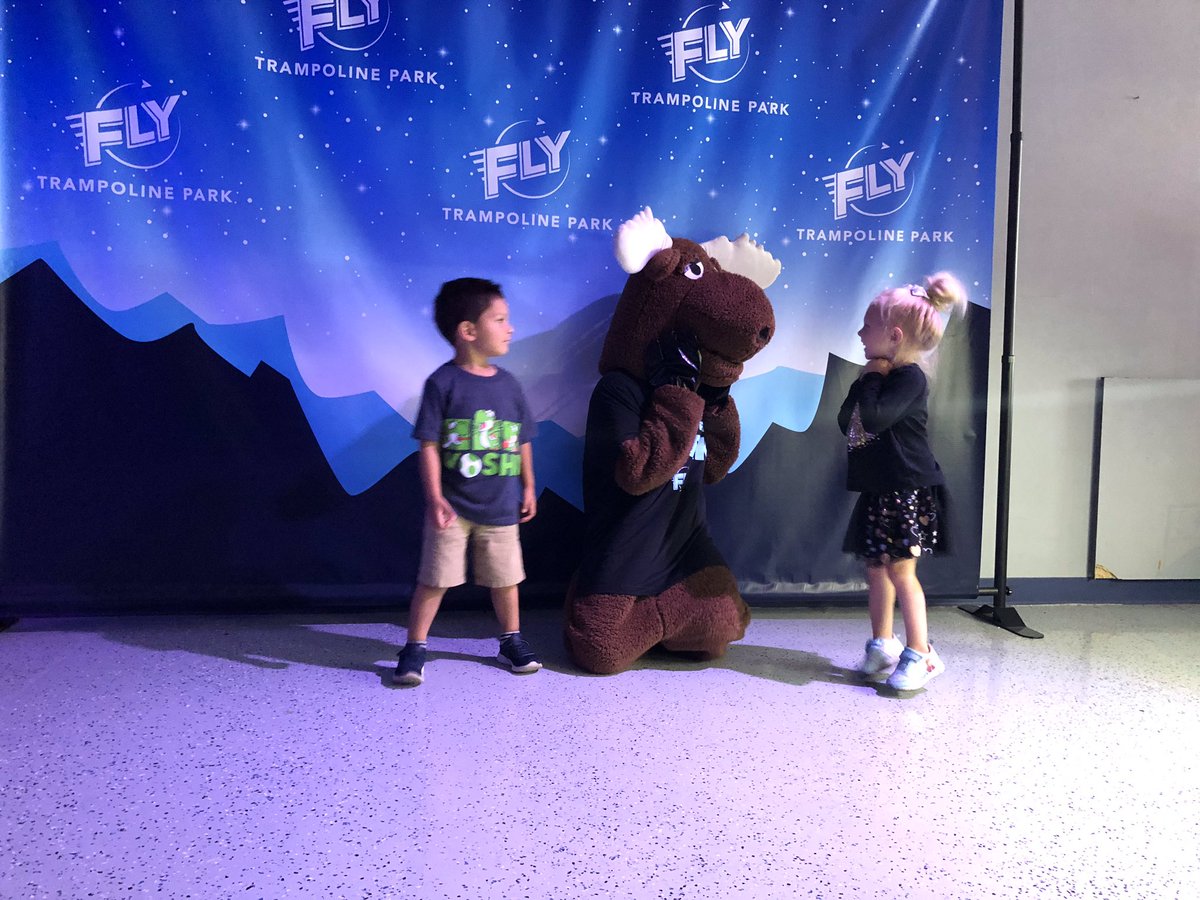 FlyWasilla's tweet photo. Murphy the Moose is always up for pictures and hugs at Fly! #ComeFlyWithUs and get a pic with Murphy! #FlyWasilla #MurphyTheMoose #Jump #Fun #KodakMoment https://t.co/nTie0KhRoB