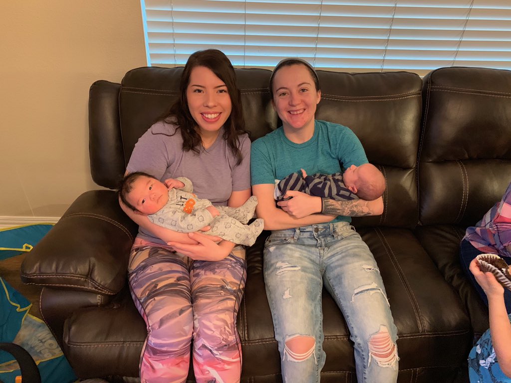 itsMISTYYdawn's tweet photo. @JeffreeStar @support_a_teach #clearthelists you are single handedly my fiancé’s favorite make up guru along with someone she idolizes for your kindness! She’s a 2nd grade teacher from Austin, TX! https://t.co/YPIqY2w5Yp we love you Jeffree!! https://t.co/PX0MRRgDgY