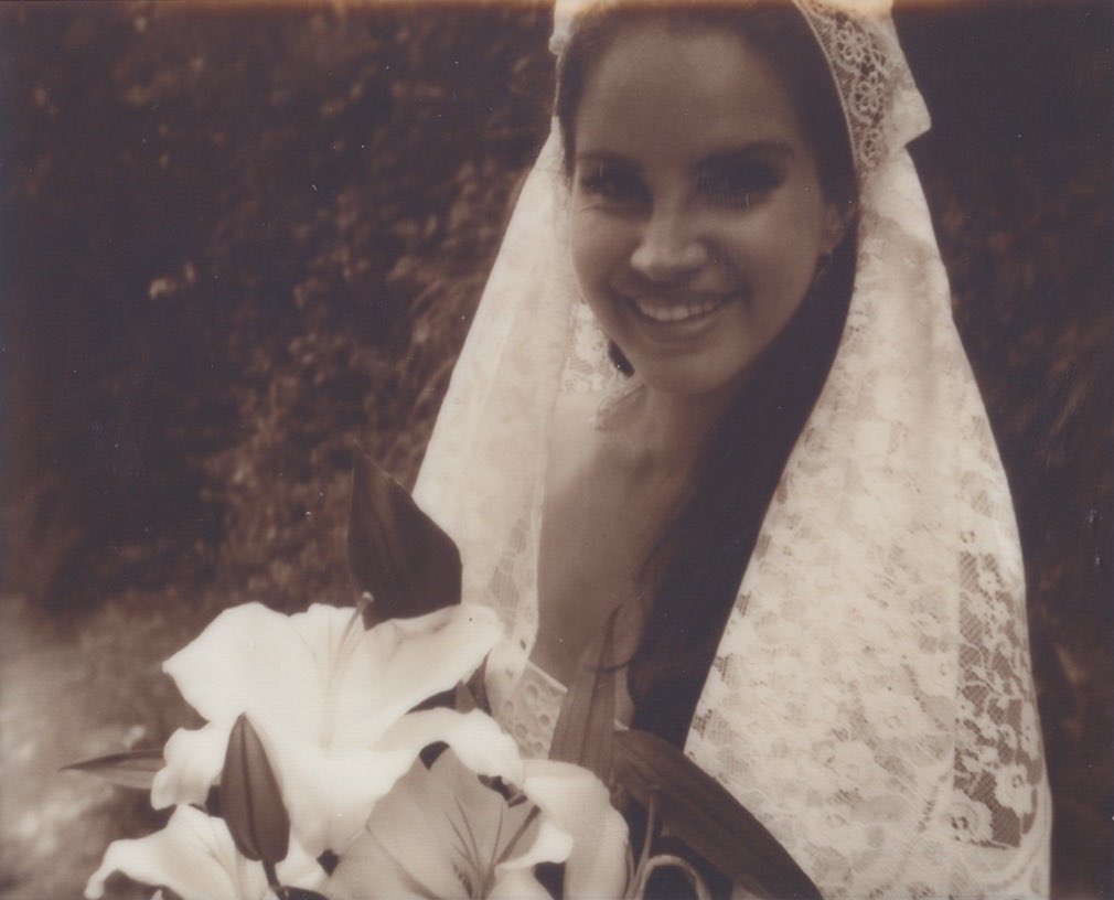 REACTIONLANA's tweet photo. When they compliment you in the slightest way https://t.co/qfQK5J5slN