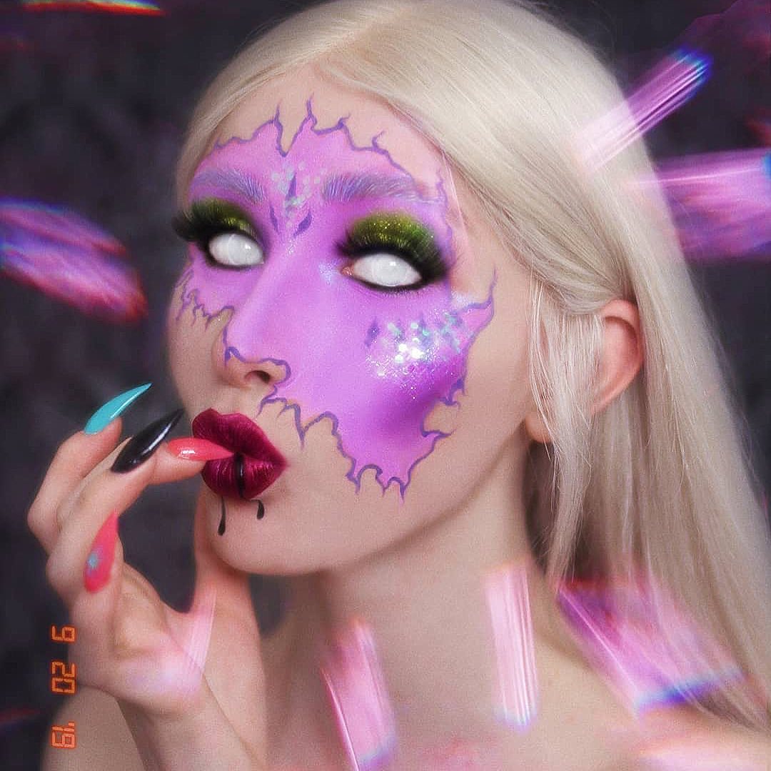 circlecolour's tweet photo. Model: 💗 @atticpiper from IG 💗
✨Do you wanna be the most shinning star in cosplay makeup ?
👸🏻 White can help you! The most special type!
☘️Diameter: 14.5mm
#circlecolour #circlecolourcom 
#softlens #taccontactlens #eyeart https://t.co/l8yGxWzHPc