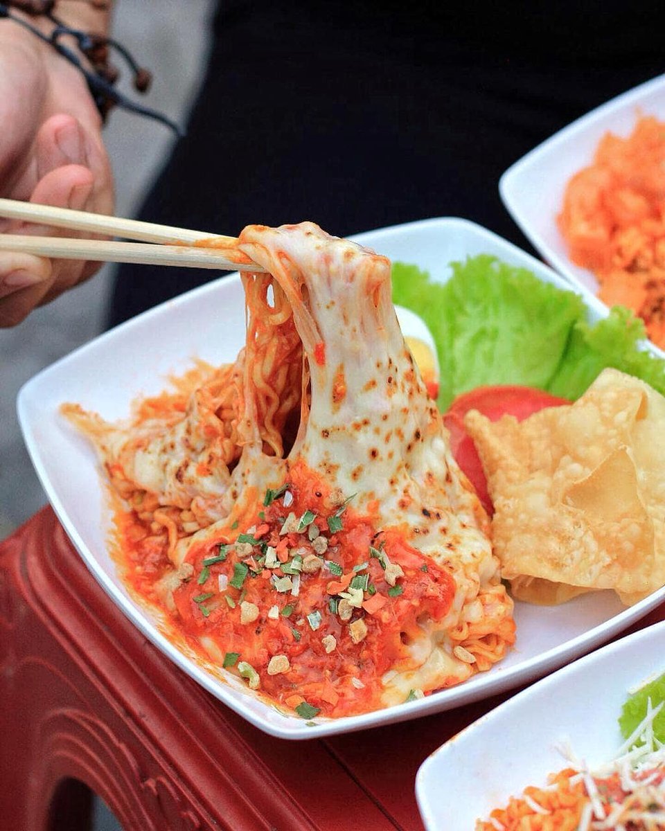 makannesia's tweet photo. Wisata Kuliner Enak di Bandung - Mie Setan Cijerah🔥
.
Lokasi: Kedai 31, Cijerah 2 blok 1 gg silih asih, Melong
.
#Kulinerpreneur #WisataKuliner #khasbandungeuy #jawabarat #jawabaratbeautiful #jawabarathits #miesetan #miesetancijerah #mielevel #mielevelpedas #indomie #miebandung https://t.co/I6Yd6QWZwF