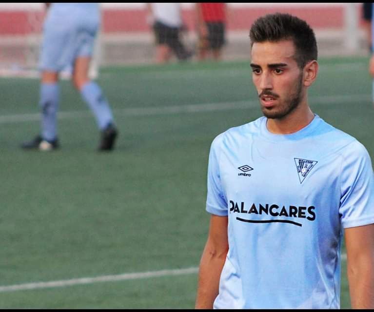 Primeras palabras de Sergio Alcaráz con la camiseta del Bullense.

clubdeportivobullense.com/vamos-a-dar-qu…
clubdeportivobullense.com