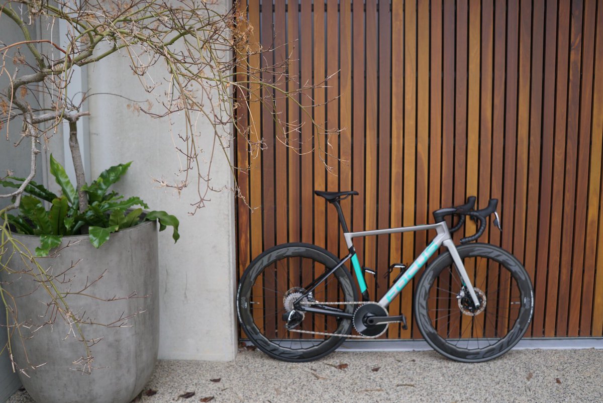 NEW BIKE DAY 🔥

<a href="/SRAMaustralia/">SRAMaustralia</a> <a href="/SRAMroad/">SRAM Road</a> <a href="/ZippSpeed/">Zipp Speed</a> <a href="/FocusBikesAust/">Focus Bikes Au</a> 

#SRAM #eTapAXS #SRAM1x #12speed #ZippSpeed #454NSW #newbikeday #IzalcoMax #FocusBikes