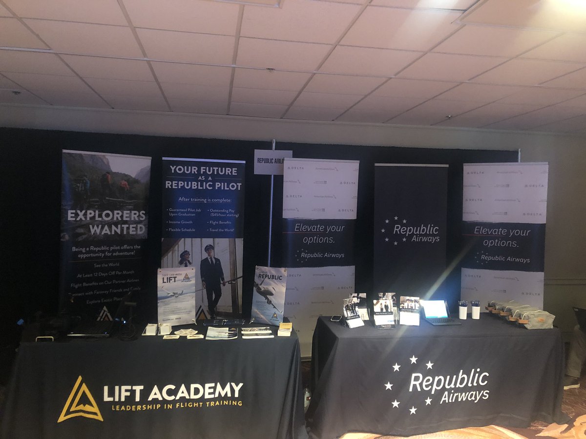 FlyWithLIFT's tweet photo. Wrapping up a wonderful week in LA attending & sponsoring the 43rd Annual @OBAPEXCELLENCE Convention & Career Exposition with @RepublicAirways! We are proud to sponsor such a great organization that is committed to increasing diversity in the aviation industry. #OBAPCON2019 https://t.co/tvzbSdiRdk