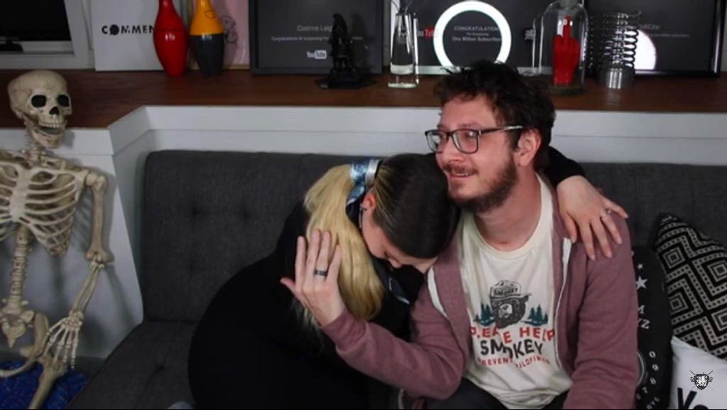 isgoodmayusi's tweet photo. True love is real, i hope rob is going to get mUCHHHH better and have a healthy future. #threadbanger @threadbanger https://t.co/1PHafAuZHR