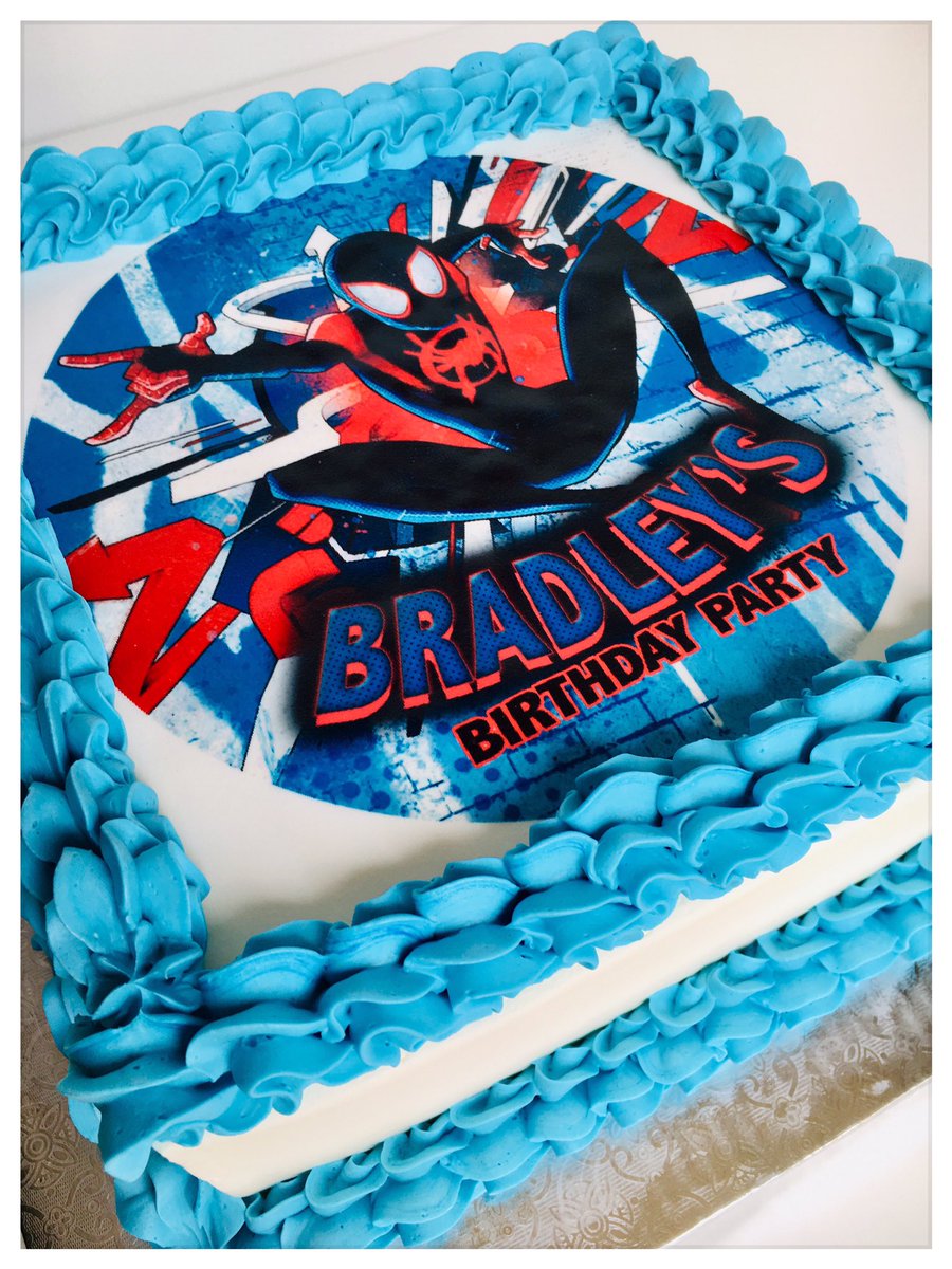 KeiaKakes's tweet photo. Happy Birthday Bradley!!!!!! #keiakakes #cake #cakedecorating #spidermanuniverse #spidermanfarfromhome #spiderman #birthday #birthdaycake #birthdayboy #squarecakes #edibleimage #buttercream #dallasbaker #dallas #homebaker https://t.co/awdoEkxuKb