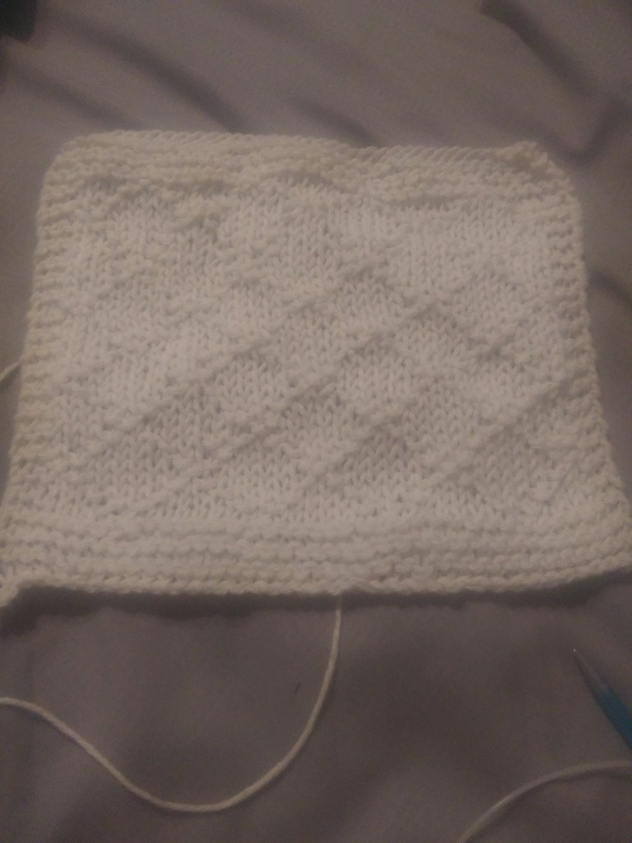 ThompsonAcres's tweet photo. Knitting up some fun! https://t.co/zKilz8WJAY