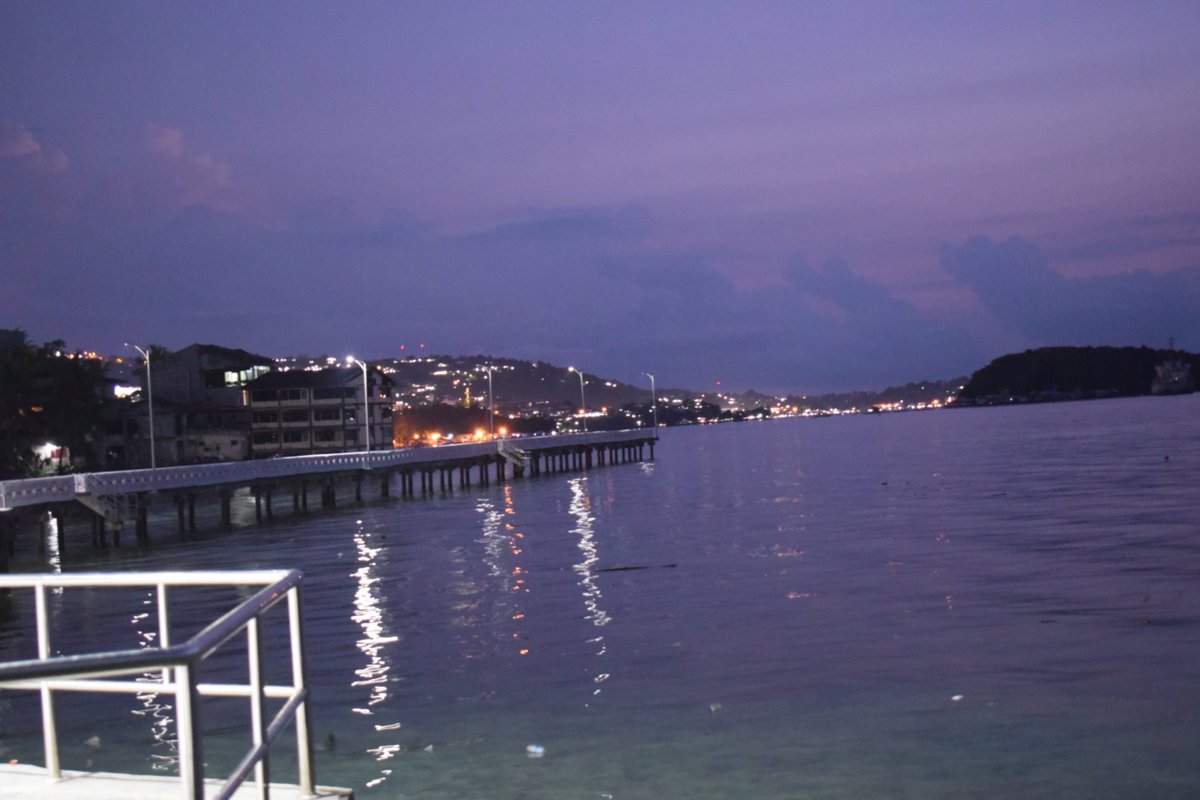 OmRiRodriguez's tweet photo. Early Morning in Kampung Nelayan Hamadi Jayapura City https://t.co/hIy21D2DL6