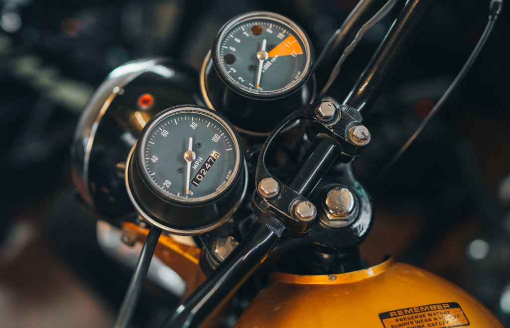 MotorcyclesJPN's tweet photo. 【CB175】
"That bike just so happened to be a beautiful Honda CB175 finished in Candy Gold and it turned out Alf was still in possession of this fine steed."
[Motorcycle No. 49]
#CB175 #HONDA

《Web》https://t.co/rMcHiLmgSF https://t.co/4F1gfGfITq