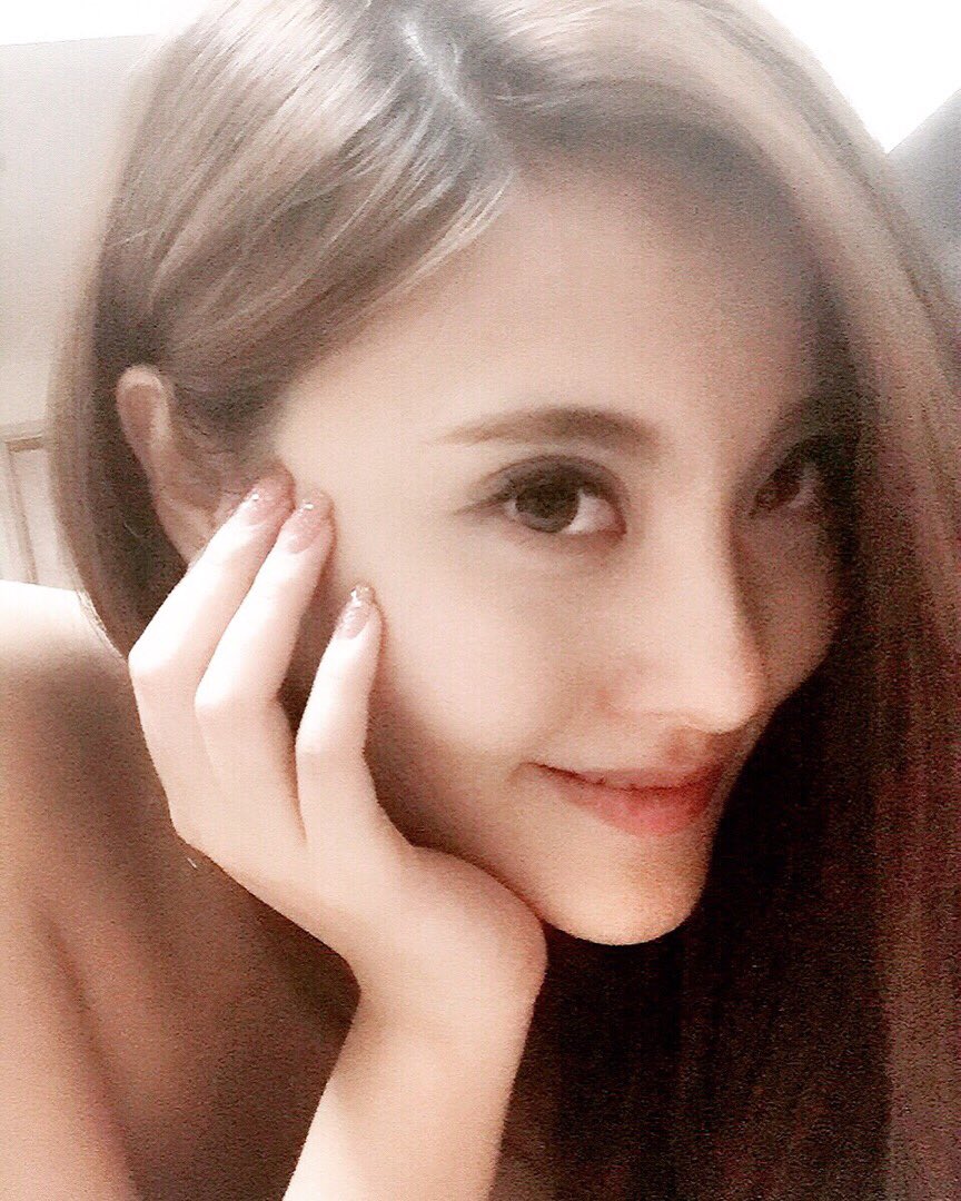 查尔罗斯圣 tweet media