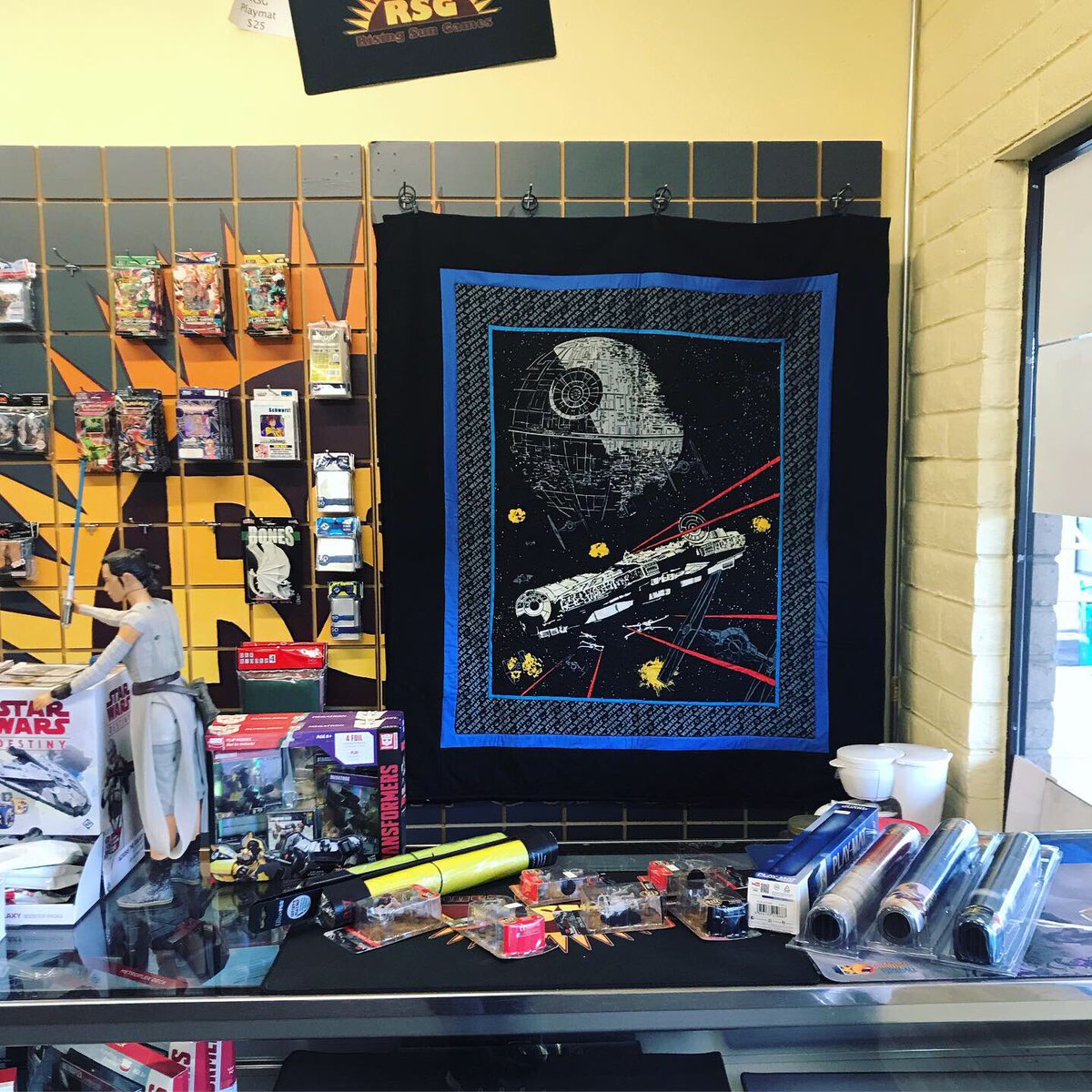 quilt_patch's tweet photo. I’m excited to share that my Star Wars Quilts have been put on display at Rising Sun Games in Sierra Vista! It’s an awesome local #gaming store!
#risingsungames #starwars  #smallbusniess #shopsmall #deathstar #meleniumfalcon #gamingstore #games #boardgames #geeklife #nerd https://t.co/3kCfqt0aur