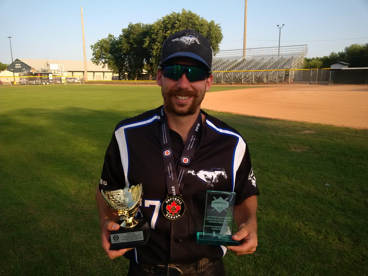 NHMustangs's tweet photo. Everyone's favorite Uncle Leo takes MVP of Playoff round for National Champs Stangs. https://t.co/KK9JHqhvBV
