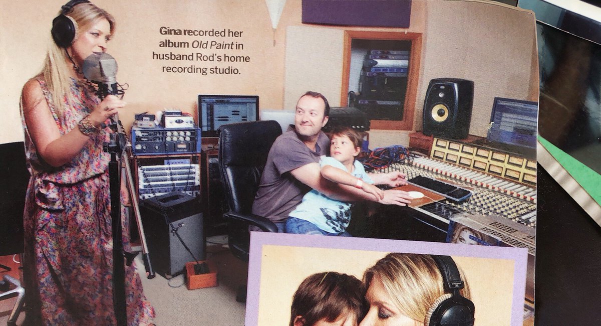 jeffreys_gina's tweet image. "Old Paint" was a recording of all of my favourite songs from when I grew up. I always thought these songs were the reason I sound like I do. They inspired me from a young age and played such a big part in my life. 💜💫
.
#OnThisDay #BeautifulTangle