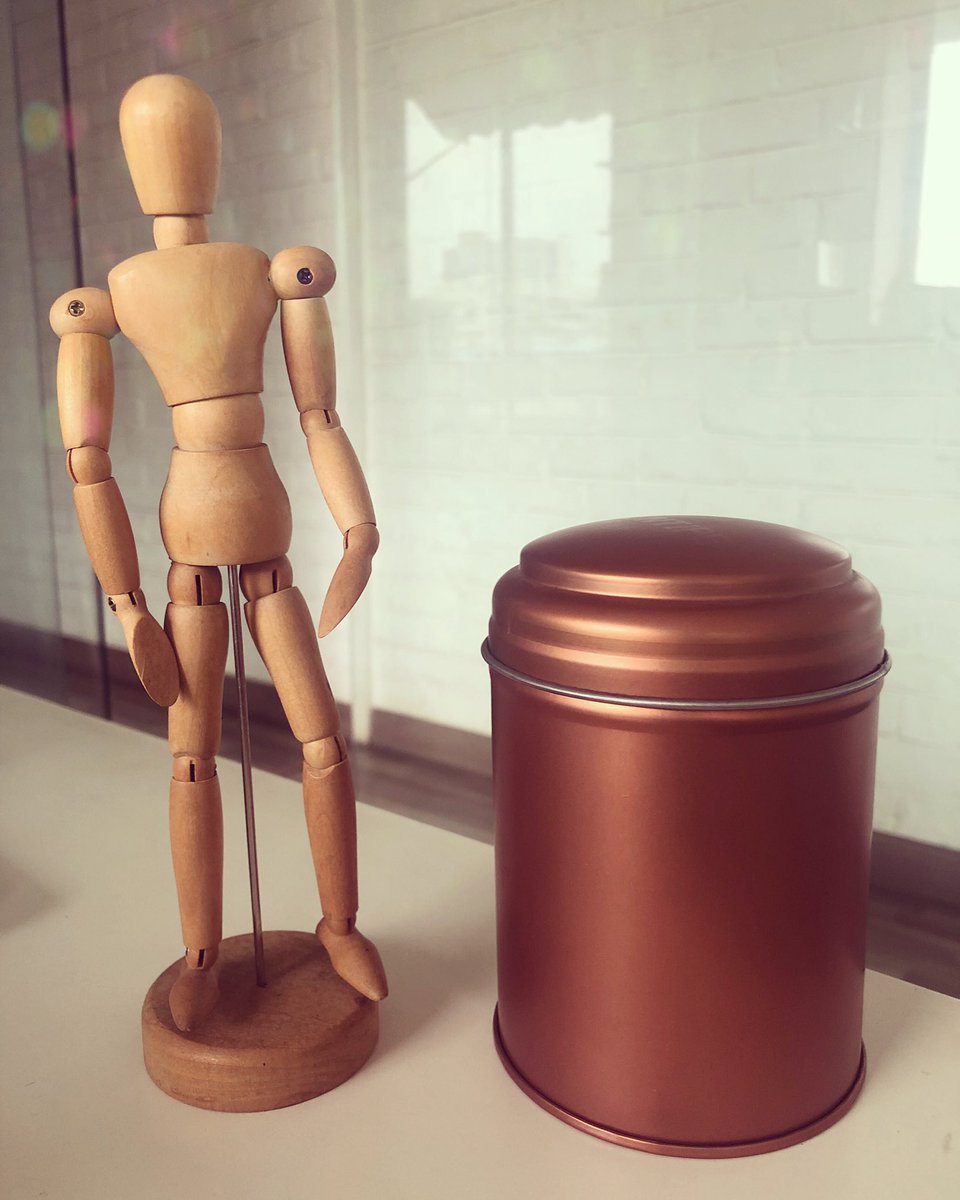 omni_cans's tweet photo. Hi there ! Fancy a decorative tea tin caddy ? #tealovers #teacans #teacaddy #tincans #tins #decorativetinpackaging #teapackaging #teatinpackaging https://t.co/i9BzlqvhyA