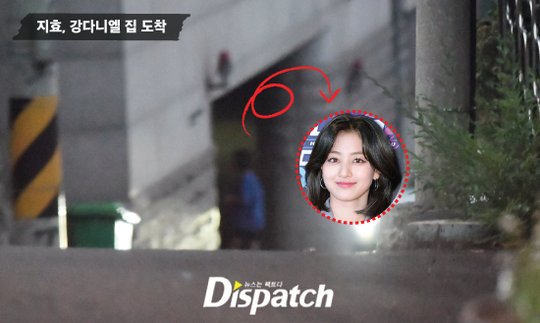 K0__00__'s tweet photo. ภาพปลากรอบ 
#Dispatch มั่นใจมากๆว่าทั้งคู่คบกันอยู่ 
รอต้นสังกัดของทั้ง2ออกมายืนยันอีกที https://t.co/bGPG5LM1Ji