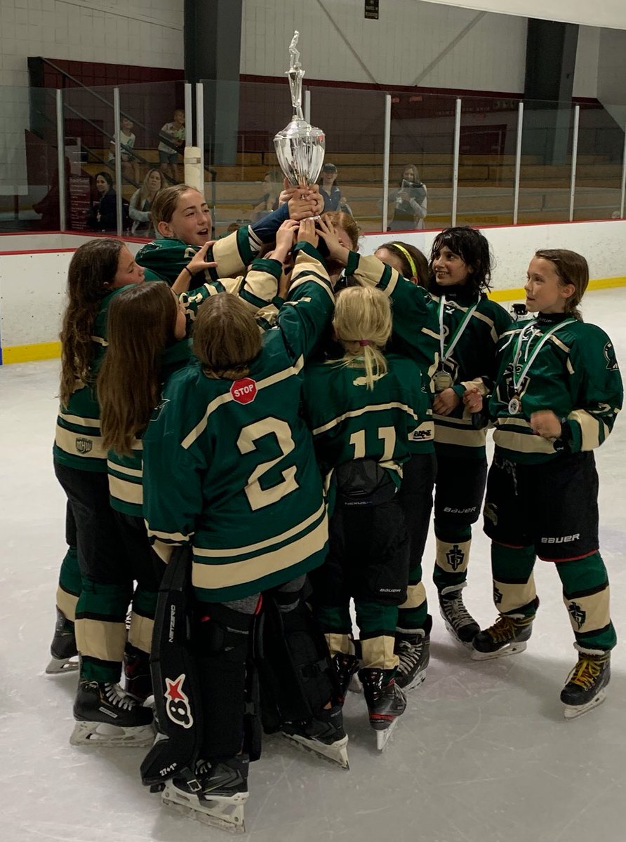 Congrats <a href="/LiGladiators/">LIGladiators</a> 08' Elite girls players &amp; families on winning the Boston Shamrock Challenge Cup going 6-0! <a href="/LiGladiators/">LIGladiators</a> veterans &amp; new players gelled quick and played well all weekend. The buzzing bees never stopped! Families drove from an 18 hour radius Virginia-Ontario