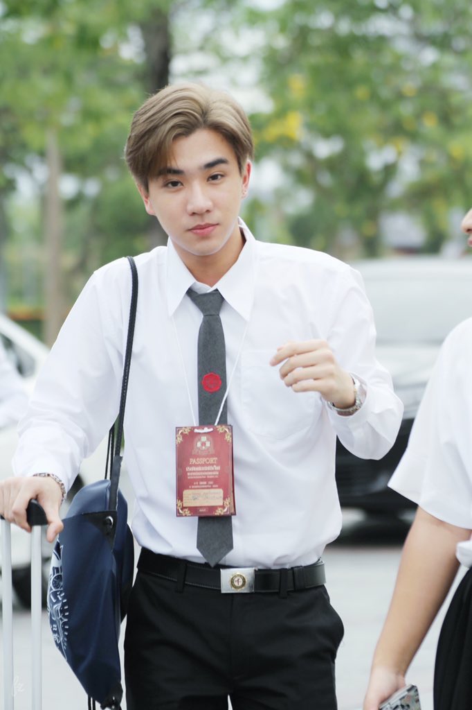 alisachenyu's tweet photo. He is his!  remember!  Let go of your hands!  Remove your gaze!🖤♥️
His boyfriend is in the first grade!  His boyfriend is in 4th grade
 #พี่ปี4คนนี้ที่มีน้องอยู่ปี1 https://t.co/Qcxdh9kcz1