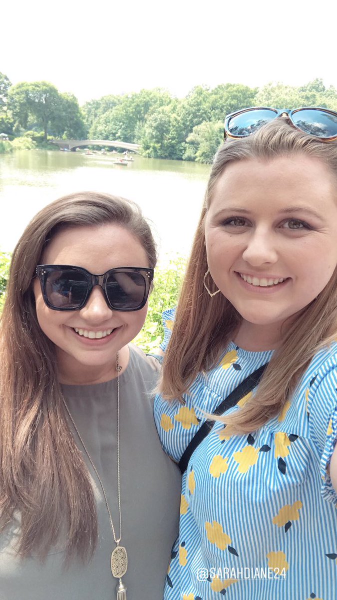 MsDingerOKE's tweet photo. One more till tomorrow! Vacation selfie with sister! #CentralPark #bcecougars @bcecougars https://t.co/h56O0iGgHj