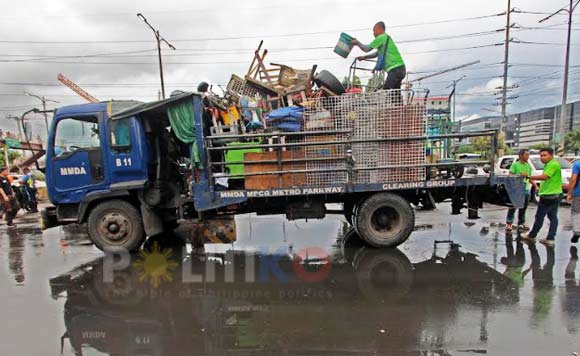 PolitikoWatch's tweet photo. .@sotto_tito sa metro mayors: Tuloy lang ang clearing operations vs illegal vendors
https://t.co/rLr1Ia8PsB
@senatePH
#clearingoperations
#illegalvendors https://t.co/fg0NzrYUWl