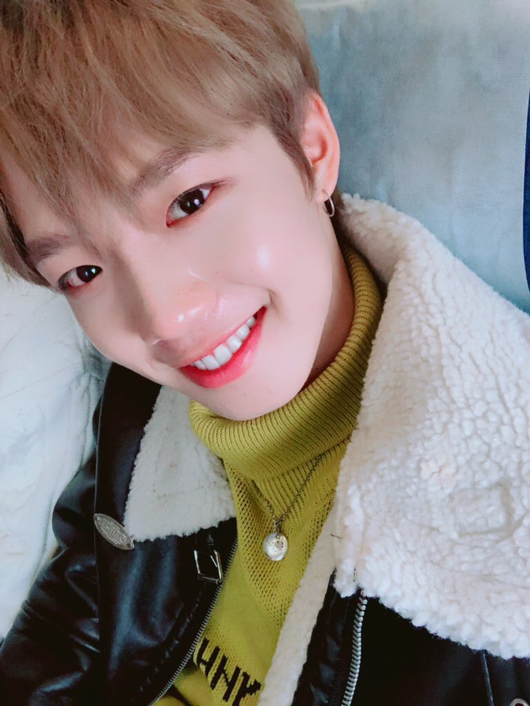 day 6 - favorite youngmin selca  #30일_영민_챌린지 #30Days_Youngmin_Challenge